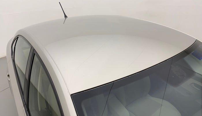 2014 Volkswagen Vento HIGHLINE 1.6 MPI, Petrol, Manual, 85,997 km, Roof