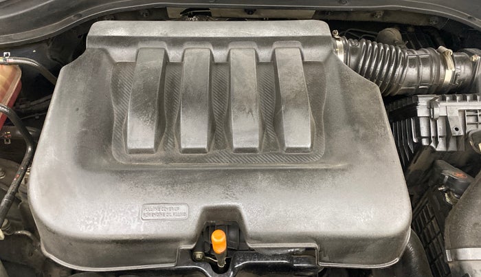 2021 Mahindra XUV700 AX 7 P AT 7 STR, Petrol, Automatic, 31,113 km, Engine View