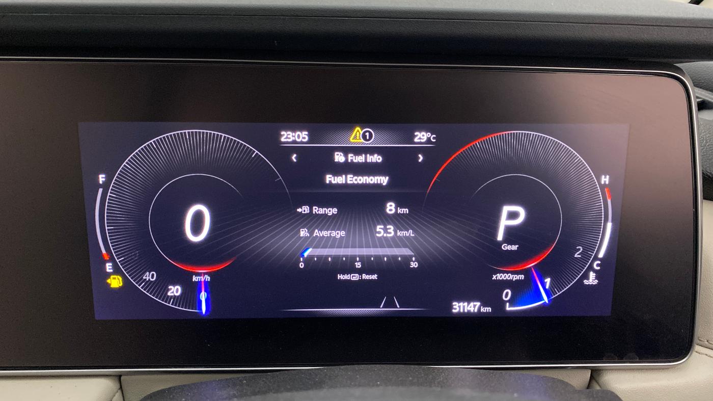 2021 Mahindra XUV700 AX 7 P AT 7 STR, Petrol, Automatic, 31,113 km, Odometer Image
