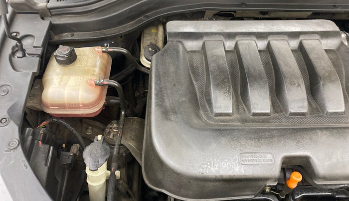 2021 Mahindra XUV700 AX 7 P AT 7 STR, Petrol, Automatic, 31,113 km, Engine View - Right