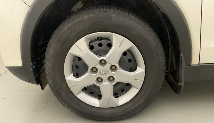 2021 Mahindra XUV300 W6 1.5 DIESEL AMT, Diesel, Automatic, 38,673 km, Left Front Wheel