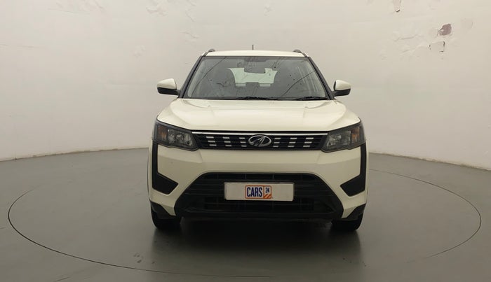 2021 Mahindra XUV300 W6 1.5 DIESEL AMT, Diesel, Automatic, 38,673 km, Front