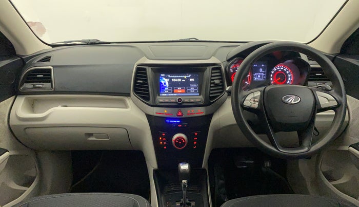 2021 Mahindra XUV300 W6 1.5 DIESEL AMT, Diesel, Automatic, 38,673 km, Dashboard