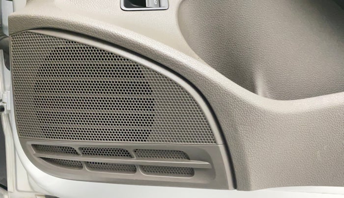 2016 Volkswagen Vento HIGHLINE 1.5 AT, Diesel, Automatic, 64,918 km, Speaker