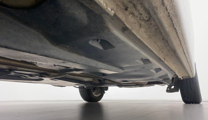 2016 Volkswagen Vento HIGHLINE 1.5 AT, Diesel, Automatic, 64,918 km, Right Side Underbody