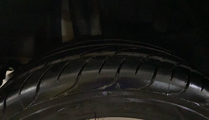 2018 Maruti Swift ZXI, Petrol, Manual, 66,805 km, Right Rear Tyre Tread