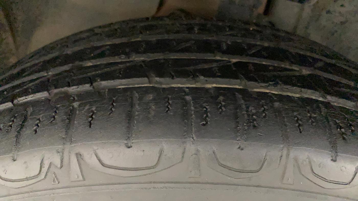 2019 Jeep Compass SPORT PLUS 1.4 PETROL, Petrol, Manual, 59,431 km, Left Front Tyre Tread
