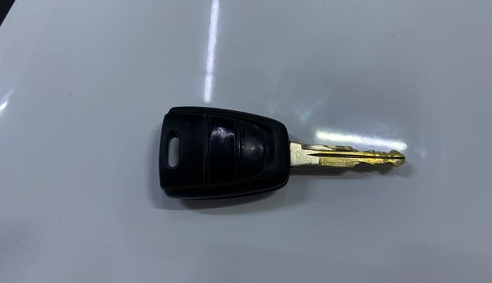 2019 Hyundai NEW SANTRO SPORTZ MT, Petrol, Manual, 58,186 km, Key Close Up