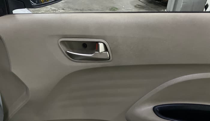 2019 Hyundai NEW SANTRO SPORTZ MT, Petrol, Manual, 58,186 km, Driver Side Door Panels Control