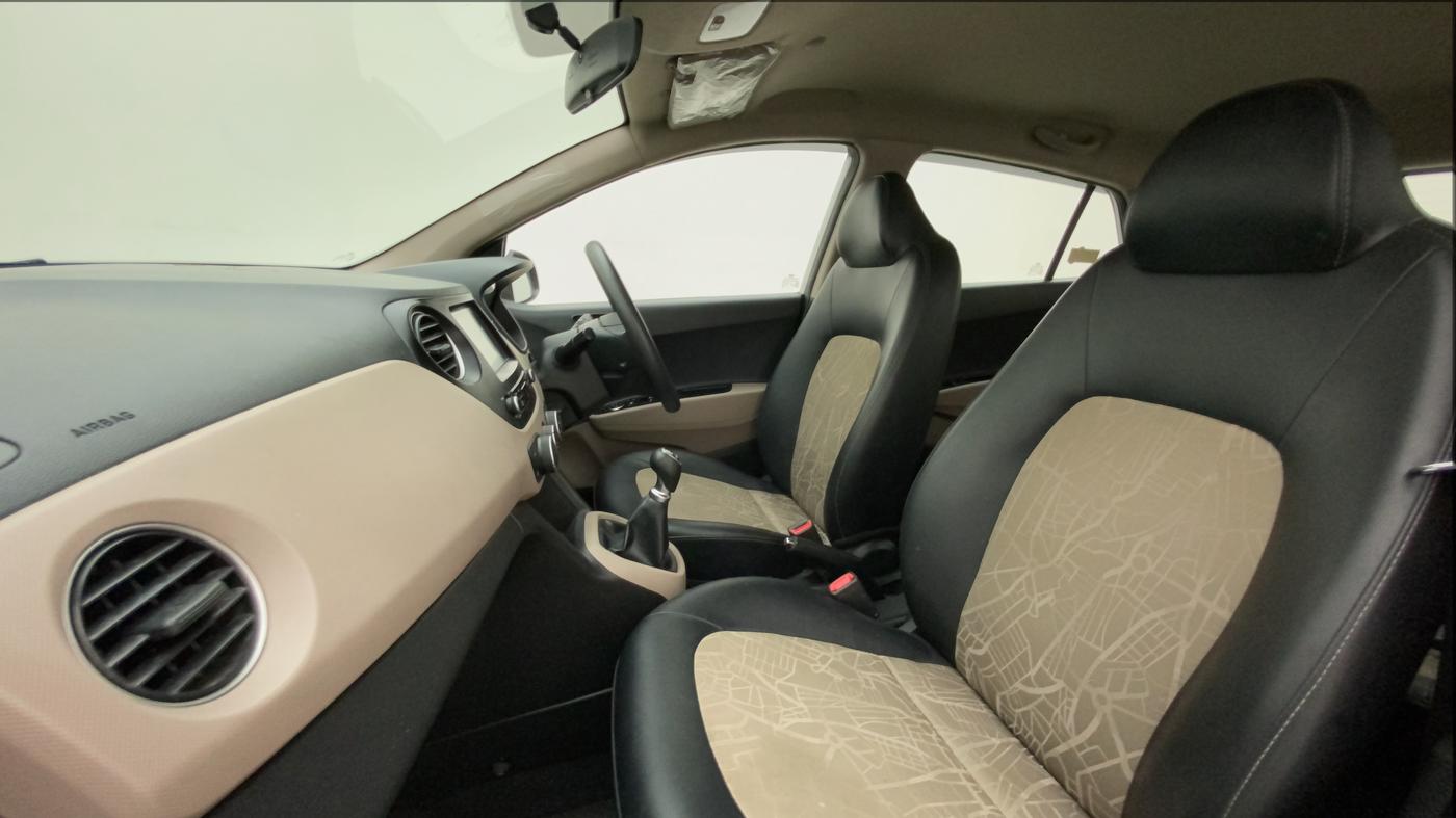 2018 Hyundai Grand i10 SPORTZ 1.2 KAPPA VTVT, Petrol, Manual, 45,554 km, Right Side Front Door Cabin