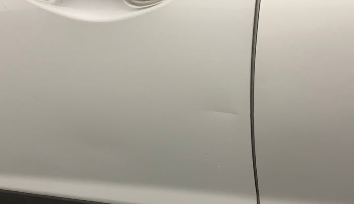 2018 Hyundai Grand i10 SPORTZ 1.2 KAPPA VTVT, Petrol, Manual, 45,554 km, Front passenger door - Slightly dented