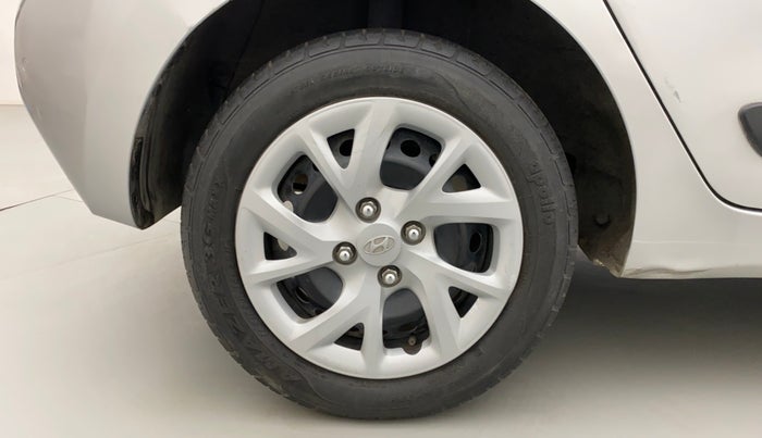 2018 Hyundai Grand i10 SPORTZ 1.2 KAPPA VTVT, Petrol, Manual, 45,554 km, Right Rear Wheel