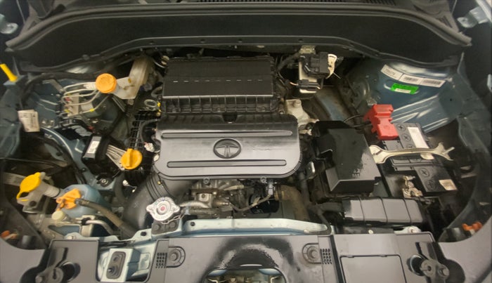 2022 Tata PUNCH ACCOMPLISHED DAZZLE PACK AMT, Petrol, Automatic, 8,974 km, Open Bonet