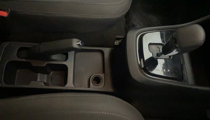 2022 Tata PUNCH ACCOMPLISHED DAZZLE PACK AMT, Petrol, Automatic, 8,974 km, Gear Lever