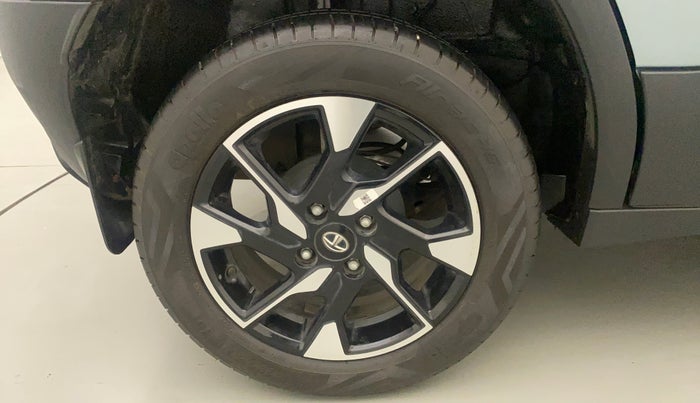 2022 Tata PUNCH ACCOMPLISHED DAZZLE PACK AMT, Petrol, Automatic, 8,974 km, Right Rear Wheel