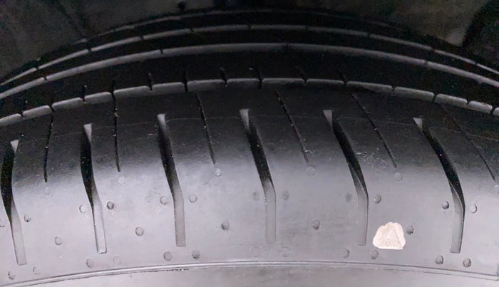 2021 Hyundai Creta SX PETROL MT, Petrol, Manual, 8,397 km, Right Front Tyre Tread
