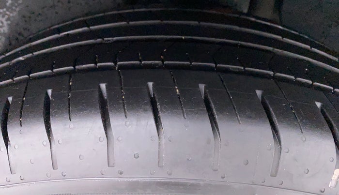 2021 Hyundai Creta SX PETROL MT, Petrol, Manual, 8,397 km, Left Rear Tyre Tread