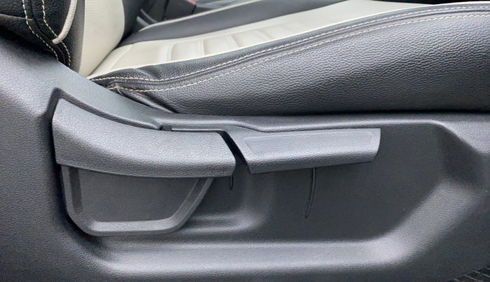 2021 Hyundai Creta SX PETROL MT, Petrol, Manual, 8,397 km, Driver Side Adjustment Panel