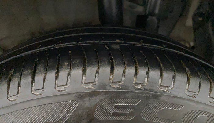 2023 Hyundai NEW I20 MAGNA 1.2 MT, Petrol, Manual, 27,146 km, Left Rear Tyre Tread