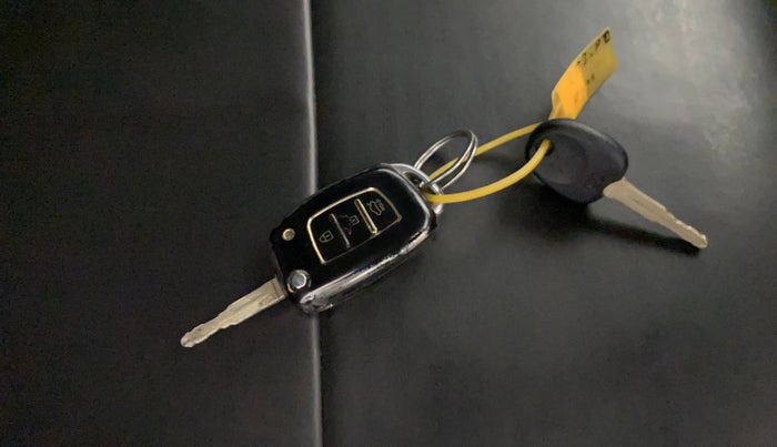 2023 Hyundai NEW I20 MAGNA 1.2 MT, Petrol, Manual, 27,146 km, Key Close Up