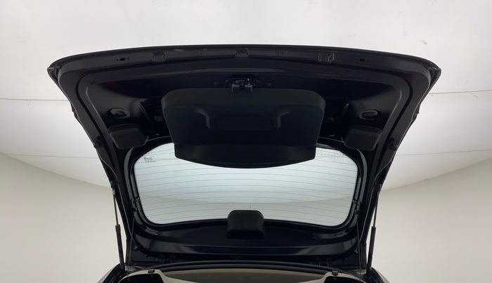 2015 Nissan Terrano XL (P), Petrol, Manual, 39,634 km, Boot Door Open