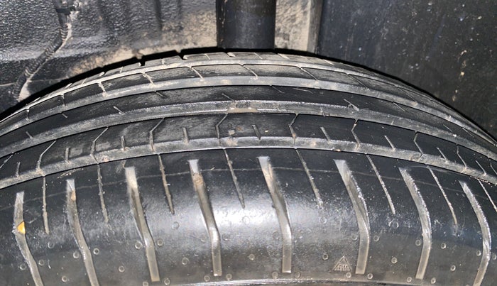 2022 Tata PUNCH ACCOMPLISHED MT, Petrol, Manual, 11,567 km, Left Rear Tyre Tread