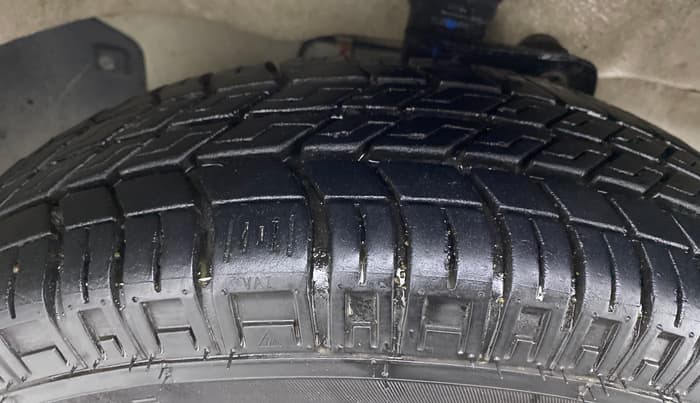 2020 Maruti Eeco 5 STR WITH AC PLUSHTR, Petrol, Manual, 9,974 km, Right Front Tyre Tread