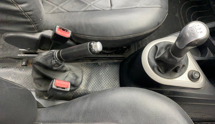 2012 Ford Figo ZXI 1.4 DIESEL, Diesel, Manual, 71,049 km, Gear Lever