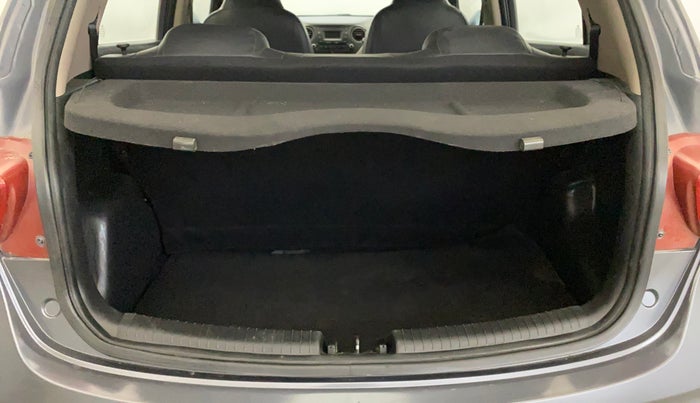 2018 Hyundai Grand i10 MAGNA 1.2 KAPPA VTVT, Petrol, Manual, 27,208 km, Boot Inside