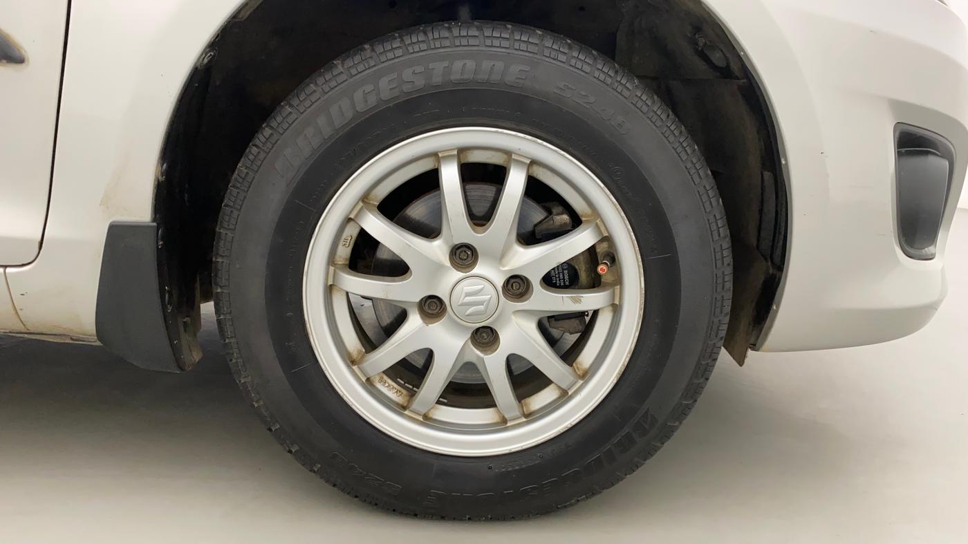 2014 Maruti Swift Dzire VXI, Petrol, Manual, 88,901 km, Right Front Wheel