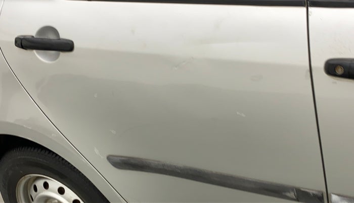 2011 Maruti Swift LXI, Petrol, Manual, 21,840 km, Right rear door - Slightly dented