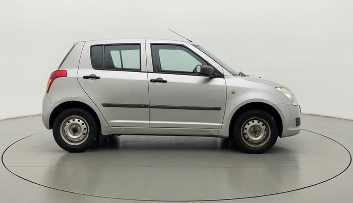 2011 Maruti Swift LXI, Petrol, Manual, 21,840 km, Right Side View