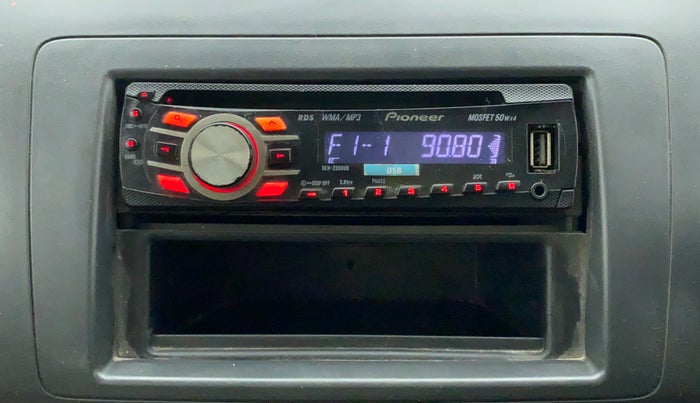 2011 Maruti Swift LXI, Petrol, Manual, 21,840 km, Infotainment System