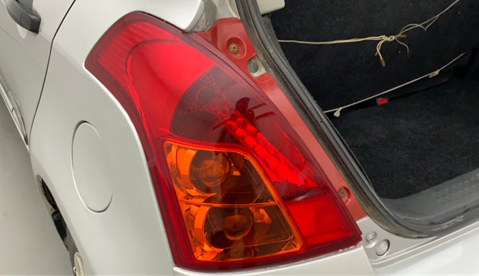 2011 Maruti Swift LXI, Petrol, Manual, 21,840 km, Left tail light - Reverse gear light not functional