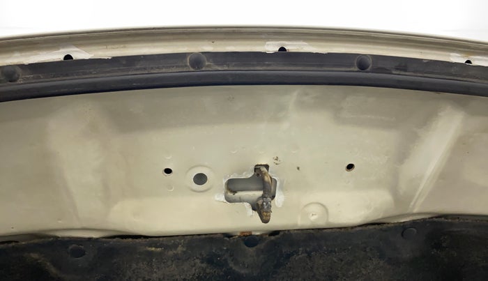 2011 Maruti Swift LXI, Petrol, Manual, 21,840 km, Bonnet (hood) - Slight discolouration