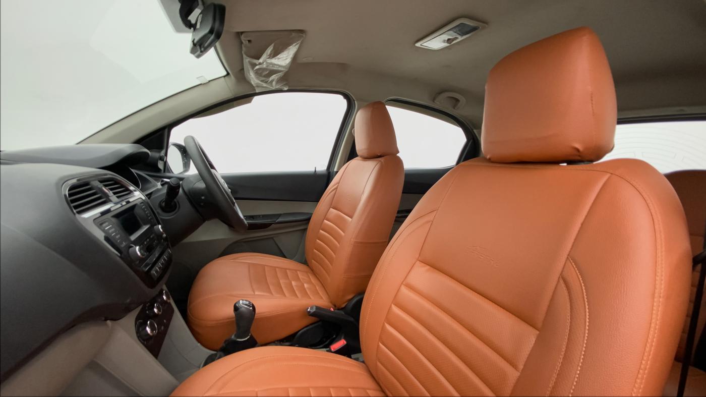 2018 Tata Tiago XZ PETROL, Petrol, Manual, 82,261 km, Right Side Front Door Cabin