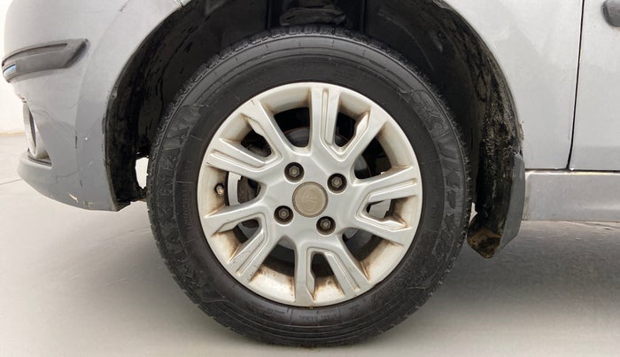 2018 Tata Tiago XZ PETROL, Petrol, Manual, 82,261 km, Left Front Wheel