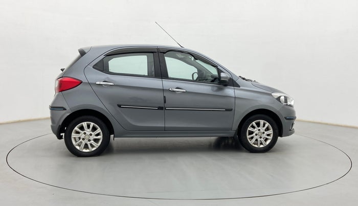 2018 Tata Tiago XZ PETROL, Petrol, Manual, 82,261 km, Right Side View