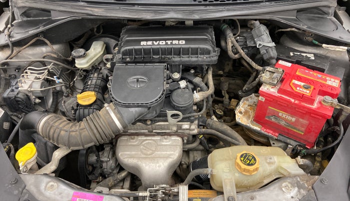 2018 Tata Tiago XZ PETROL, Petrol, Manual, 82,261 km, Open Bonet