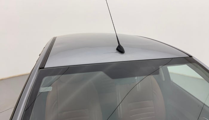 2018 Tata Tiago XZ PETROL, Petrol, Manual, 82,261 km, Roof