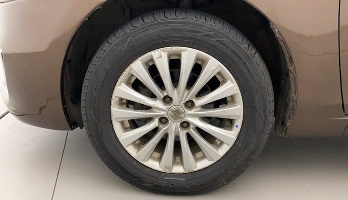 2015 Maruti Ciaz ZXI, Petrol, Manual, 75,078 km, Left Front Wheel