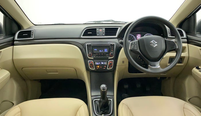 2015 Maruti Ciaz ZXI, Petrol, Manual, 75,078 km, Dashboard