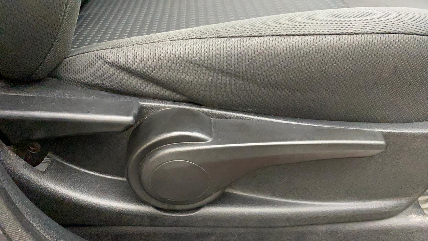 2018 Tata Tiago XZ PETROL, Petrol, Manual, 45,282 km, Driver Side Adjustment Panel