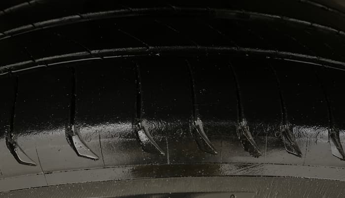 2020 MG HECTOR SHARP HYBRID 1.5 PETROL, Petrol, Manual, 43,951 km, Right Rear Tyre Tread