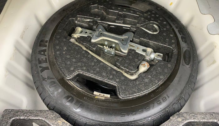 2022 Maruti Ciaz ALPHA  AT 1.5 SHVS PETROL, Petrol, Automatic, 95,494 km, Spare Tyre