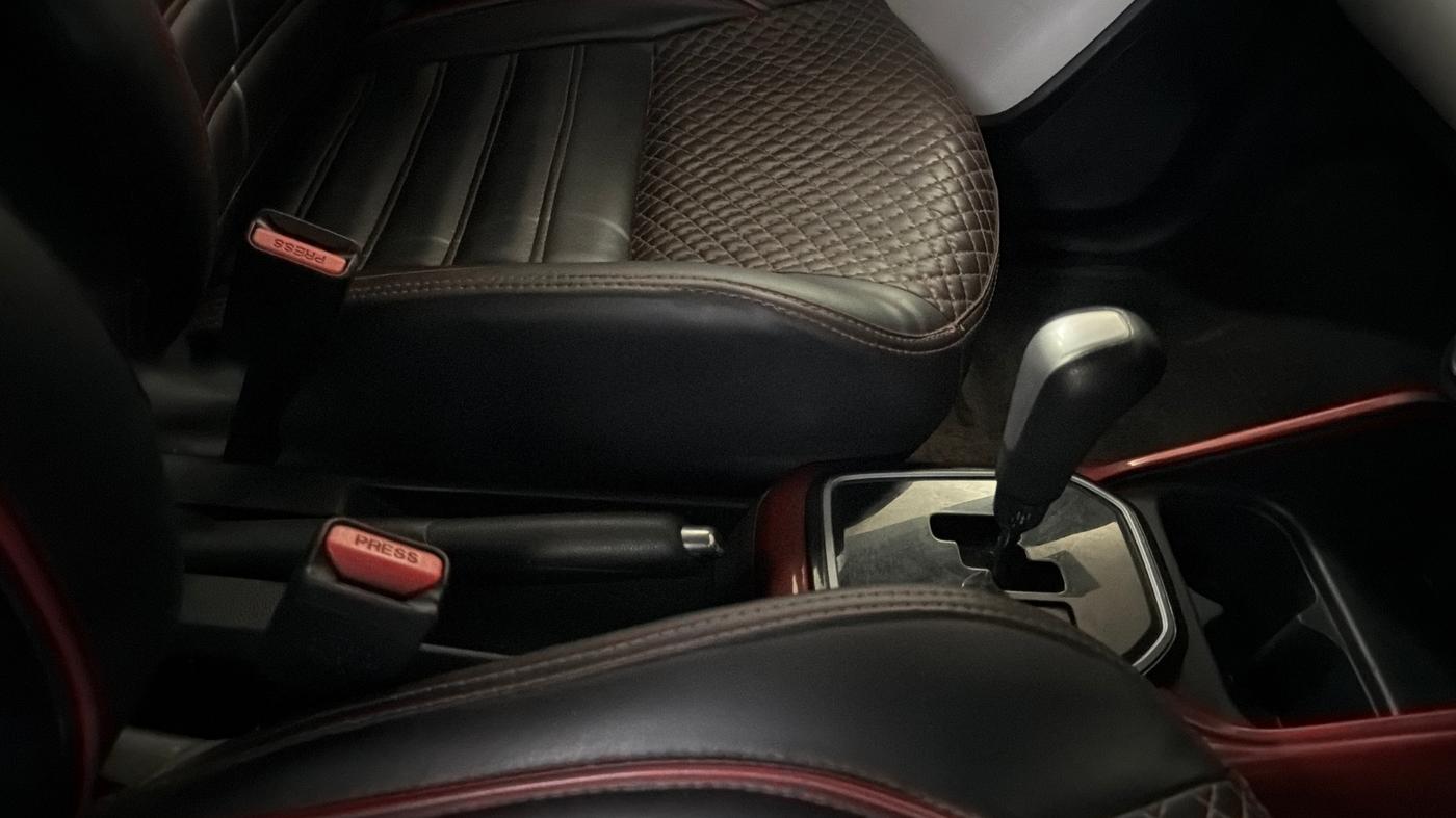 2018 Maruti IGNIS DELTA 1.2 AMT, CNG, Automatic, 62,315 km, Gear Lever