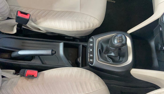 2019 Hyundai NEW SANTRO MAGNA, Petrol, Manual, 35,426 km, Gear Lever