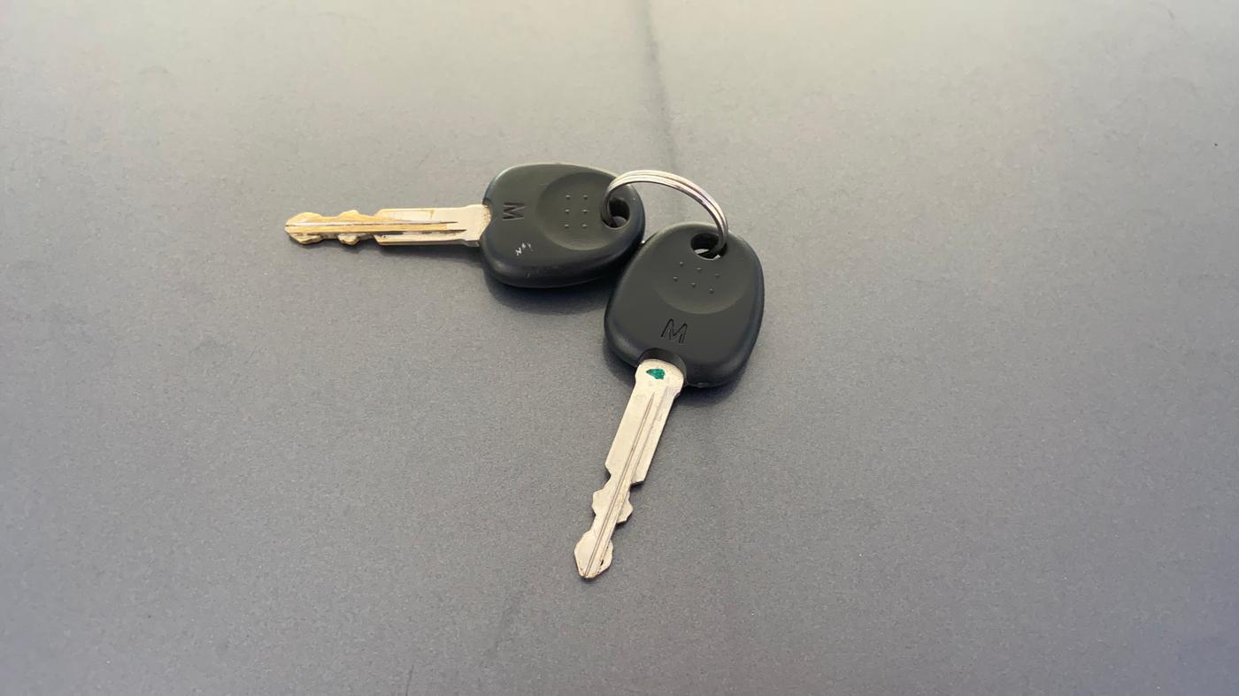 2019 Hyundai NEW SANTRO MAGNA, Petrol, Manual, 35,426 km, Key Close Up