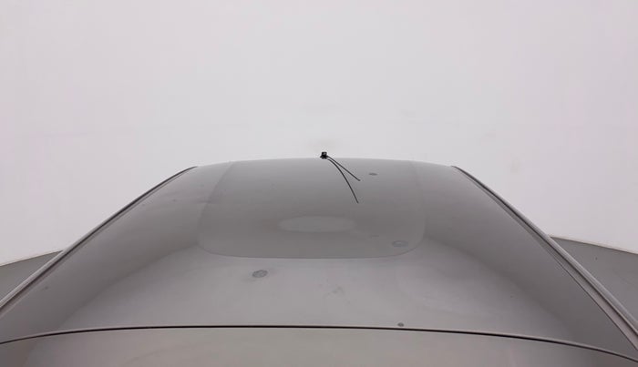2018 Renault Kwid RXT 1.0, Petrol, Manual, 33,374 km, Roof - Slightly dented