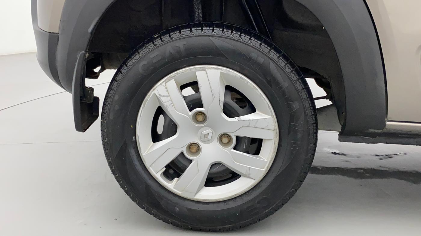 2018 Renault Kwid RXT 1.0, Petrol, Manual, 33,374 km, Right Rear Wheel